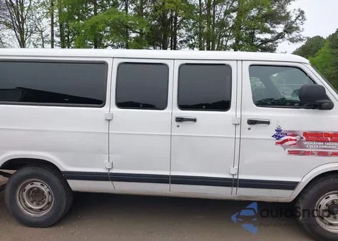 2002 Dodge Ram Wagon 3500 from USA, damaged, VIN 2B5WB35Z12K129839